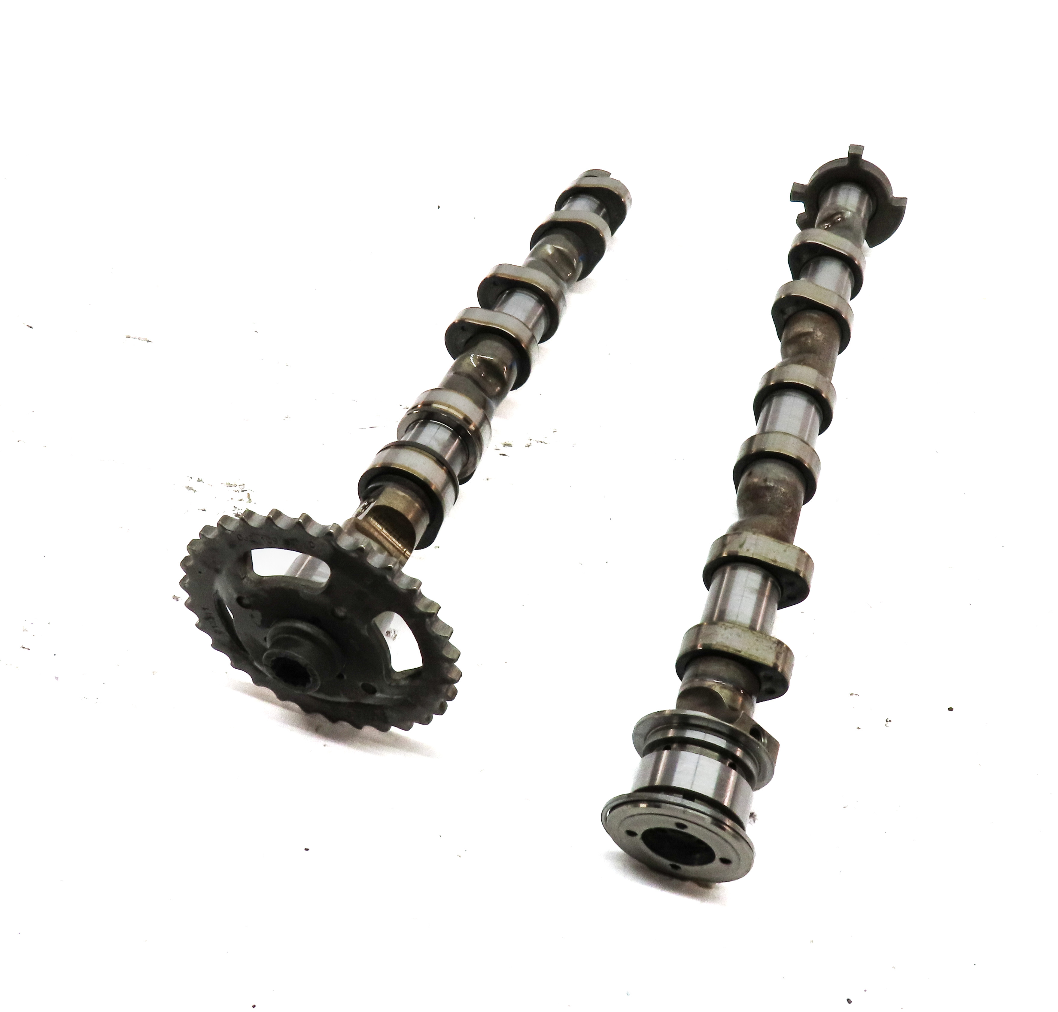 2012 AUDI S4 (B8 8K) 3.0L (CCBA) FRONT LEFT DRIVER CYLINDER HEAD CAMSHAFT SET/2 — exact item pictured